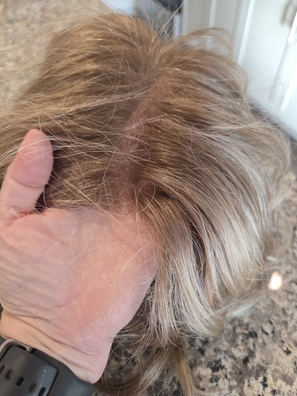 Jon Reanau Light Blonde Lace Front Wig. - Picture 2 of 16